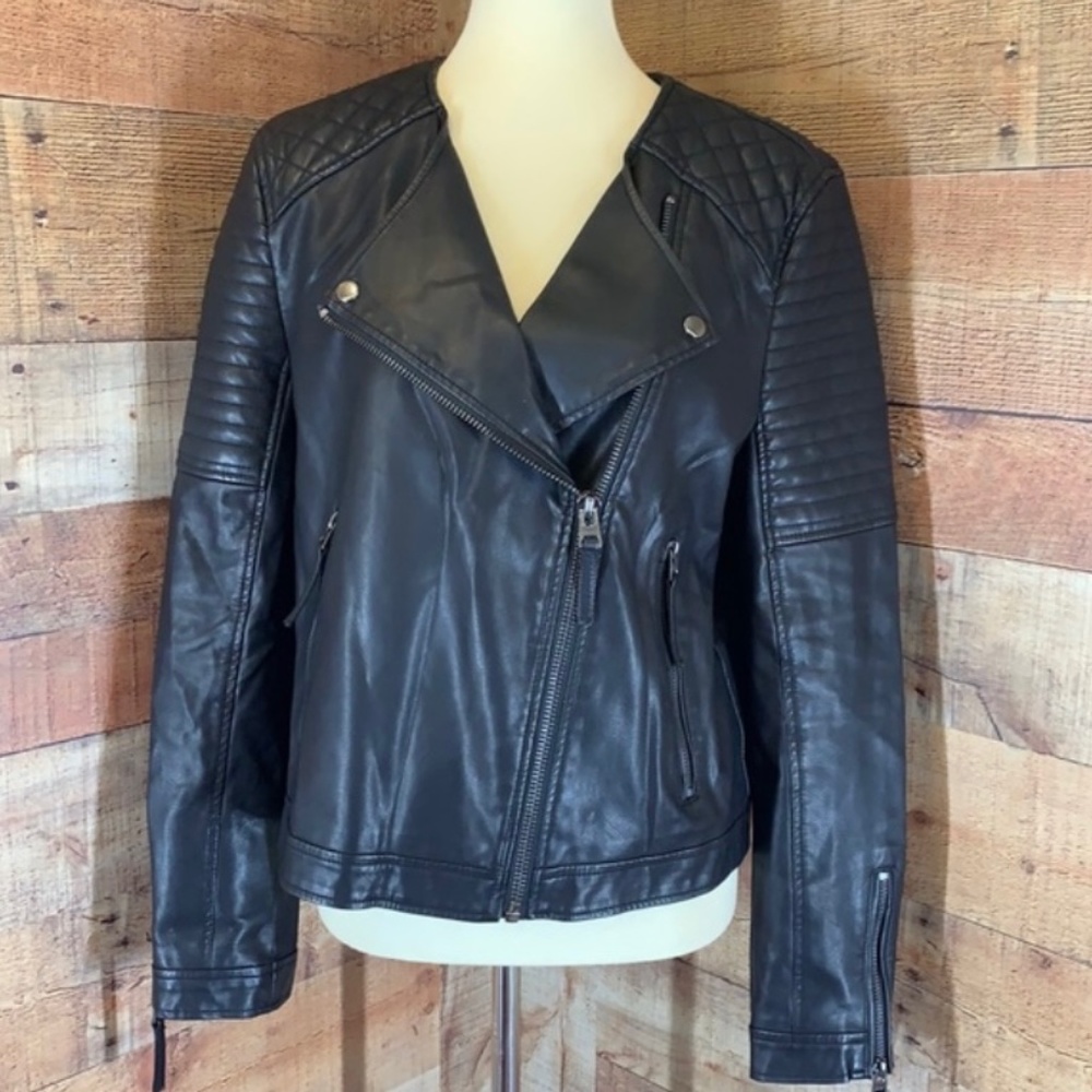 TOPSHOP Black Quilted Faux Leather Moto Jacket